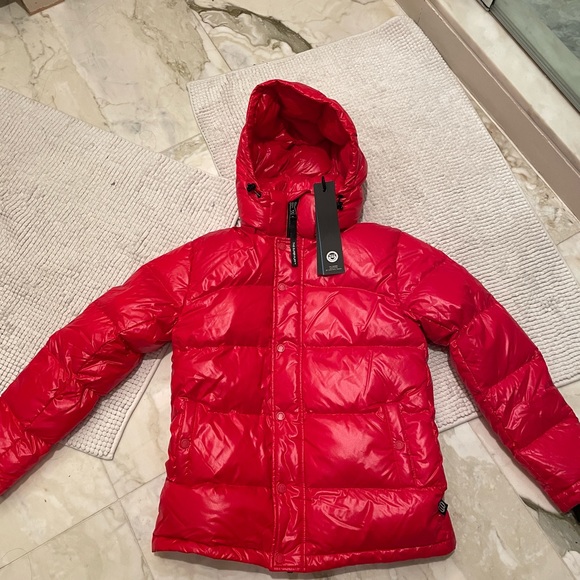 The Super Puff - Classic Hi-Gloss - Red/Catalina 2XS - Picture 8 of 9